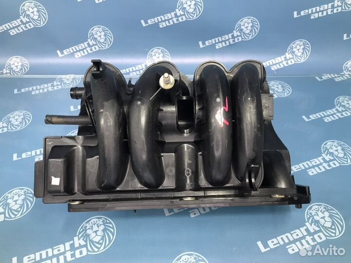 Коллектор впускной Renault Logan 2