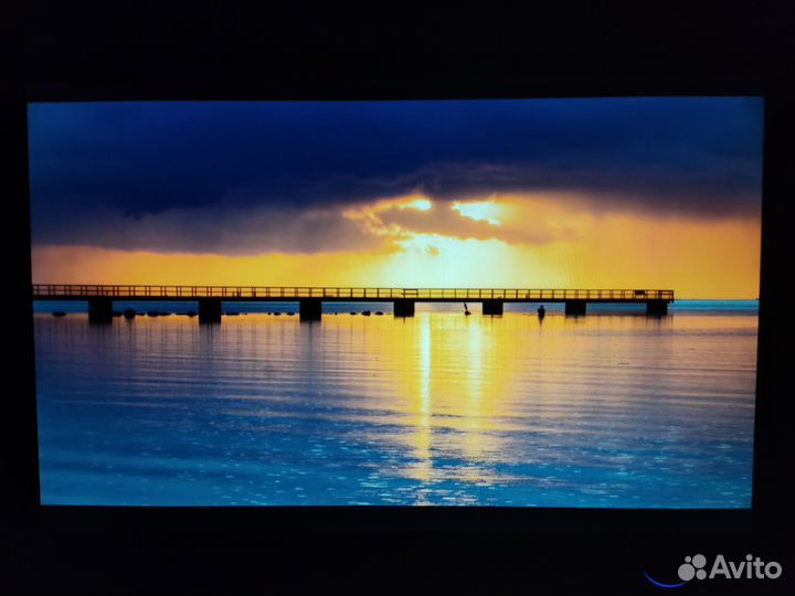 Монитор LG 22