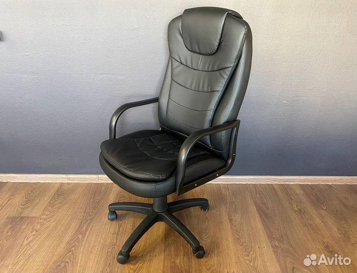 Офисное кресло. Гарантия 1 год