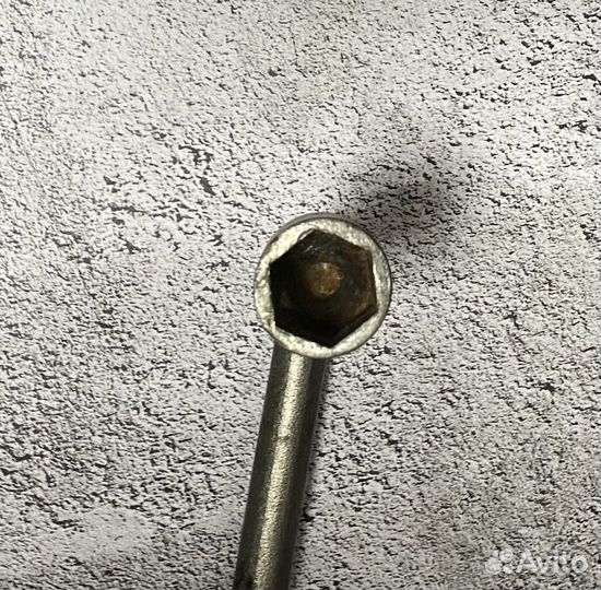 Балонный ключ