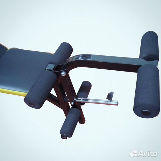 Скамья со стойками