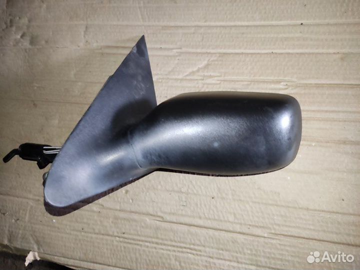 Зеркало левое Ford Mondeo 1 универсал 1.8I 1994