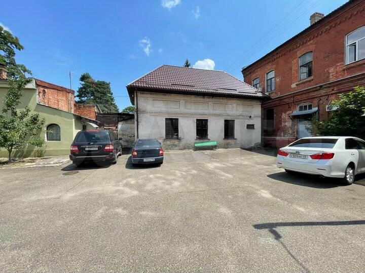 Офисное здание в центре, 66.8 м²