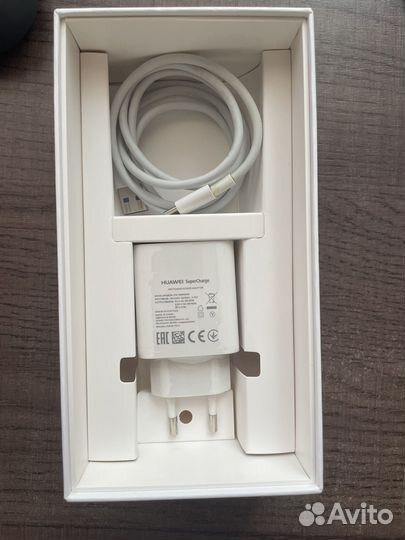 Телефон huawei p30