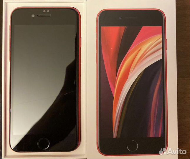 Телефон iPhone SE 2021