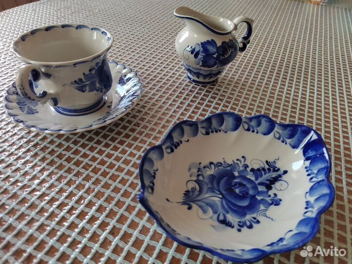 Посуда Гжель