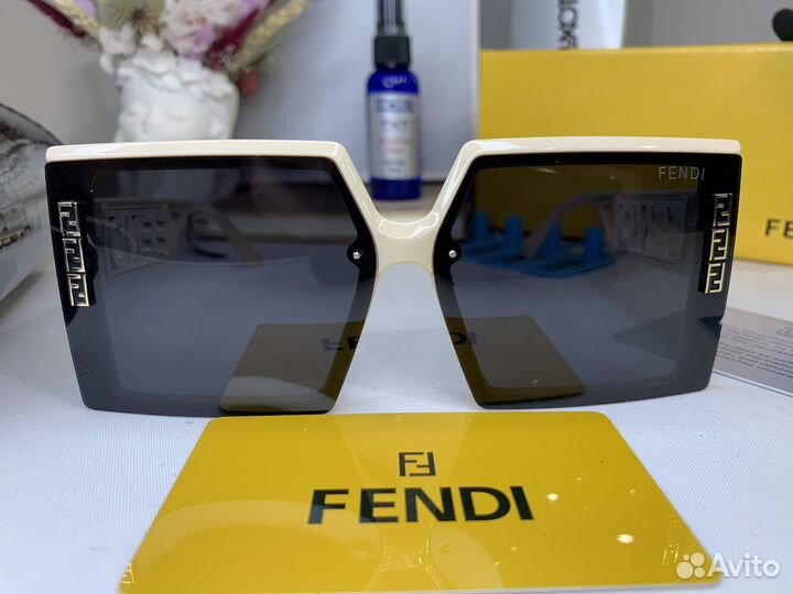 Солнцезащитные очки Fendi оригинал