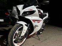 Yamaha r1