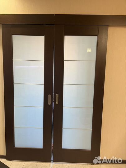 Двери межкомнатные из массива