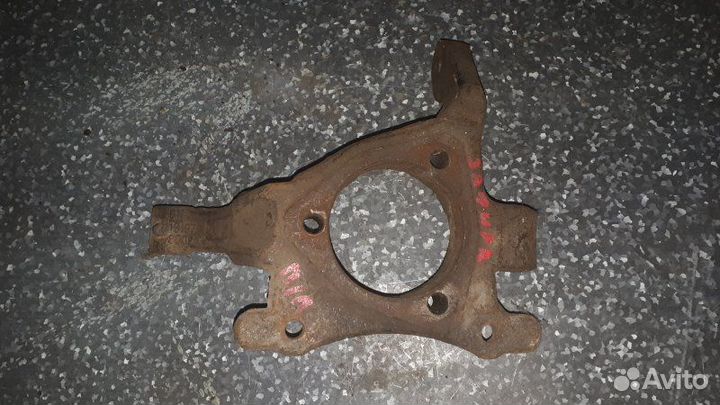 Кулак поворотный передний левый Opel Zafira A05