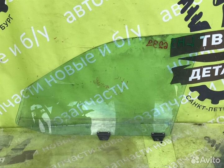 Стекло двери переднее правое Chrysler Lhs 3.5 1993