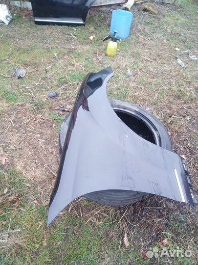 Крыло на mercedes 221