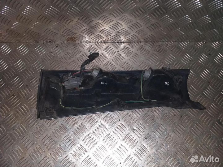 Фонарь задний правый Хонда црв 1 33501-S10-G01