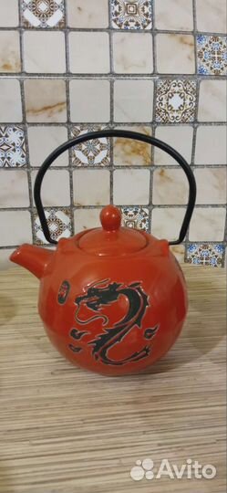 Чайные наборы (из 16 предметов и китайский)