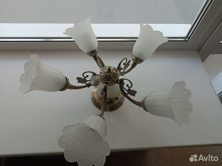 Люстра потолочная бу