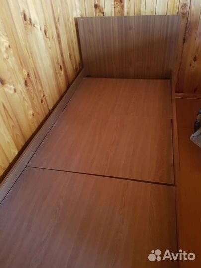Кровать односпальная