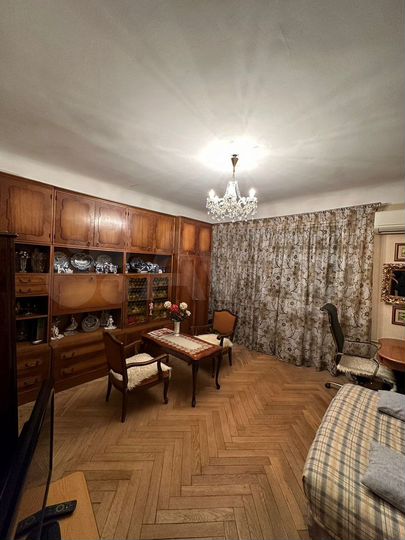 Комната 18 м² в 3-к., 2/6 эт.