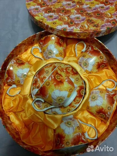 Набор столовой посуды новый