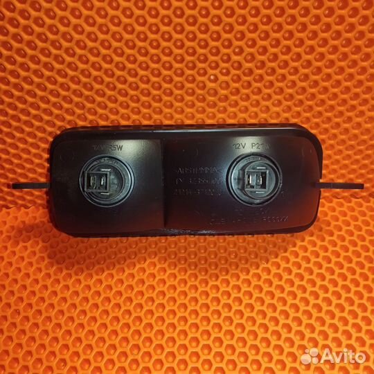 Надфарник(подфарник)правый Нива Белый Новый