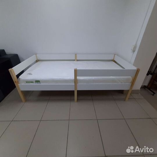 Детская кровать в наличии