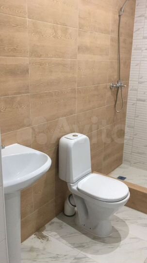 Комната 15 м² в > 9-к., 3/3 эт.