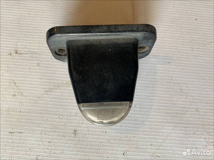 Фонарь подсветки номера Volkswagen Passat