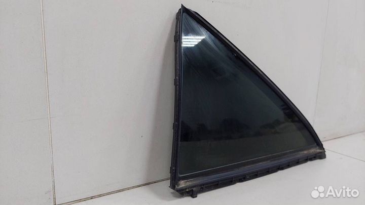 Стекло двери задней левой форточка Toyota Camry V4