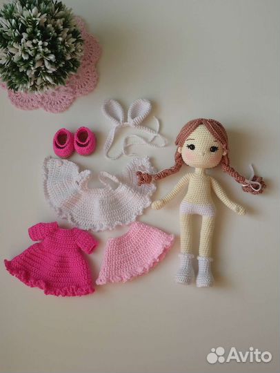Вязаная кукла