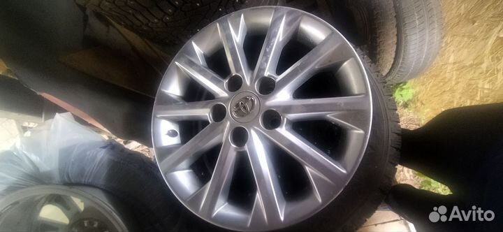 Диски на corolla с резиной зима