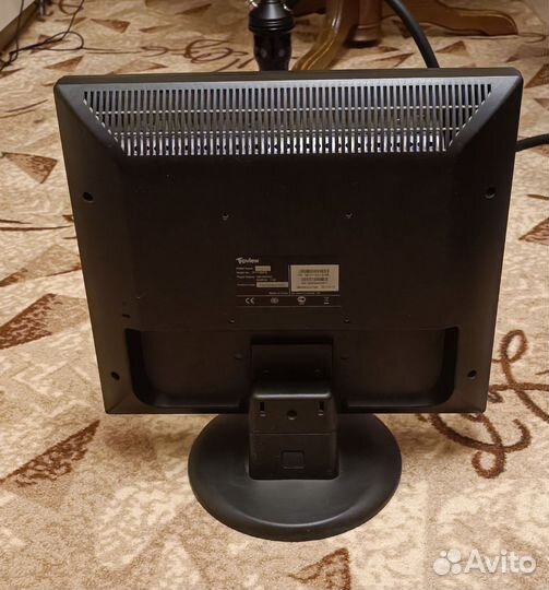 Монитор 17 дюймов
