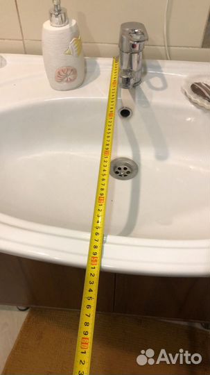 Раковина с тумбой