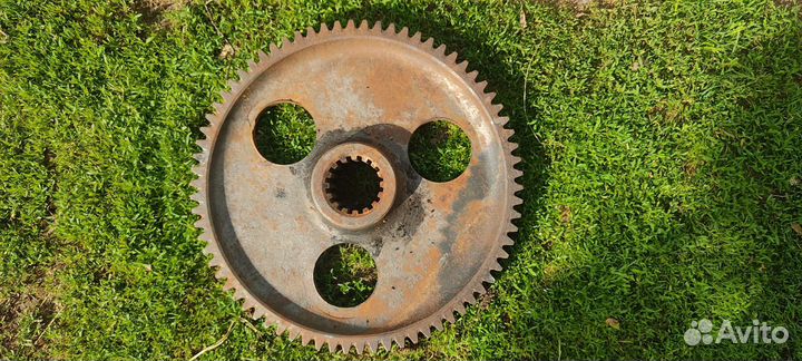 Полуось задняя, Шестерня конечной передачи Т-40