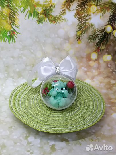 Новогодний шар на ёлку, символ 2024