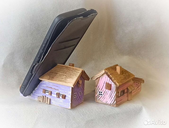 Смартфонницы, игрушки, визитницы