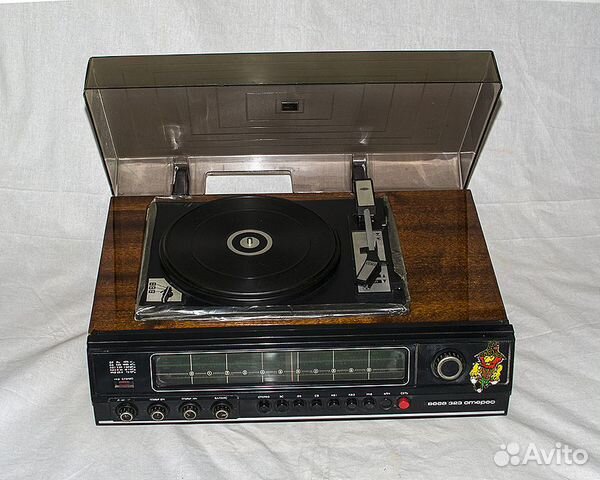Радиола Вега 323 стерео СССР пломба