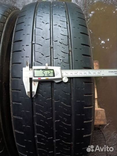 Kumho PorTran KC53 215/70 R15C 104S