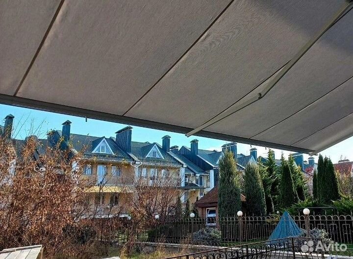 Автоматическая локтевая маркиза