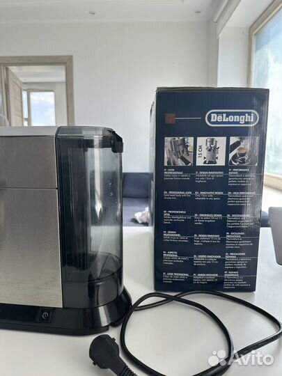 Кофемашина delonghi