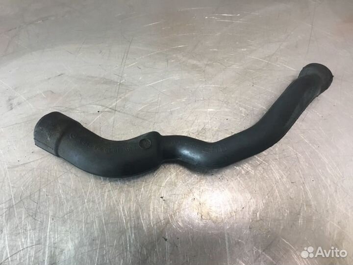 Патрубок (трубопровод, шланг) Mercedes C-Class