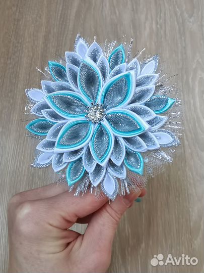 Ободок-заколка снежинка/цветок 10 см