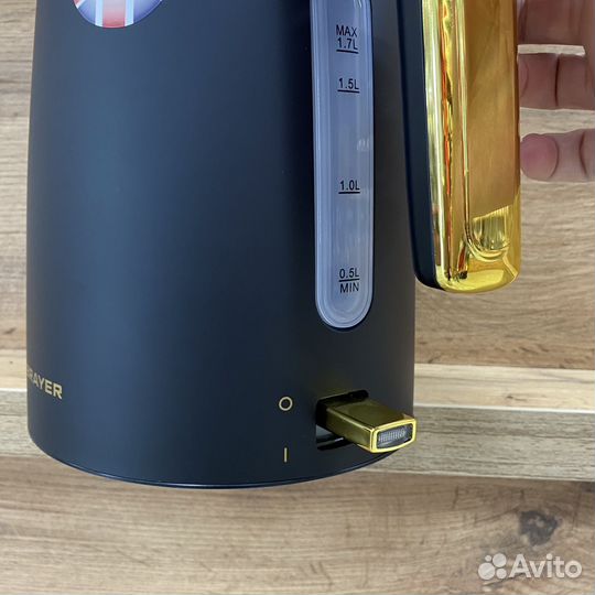 Электрический чайник Brayer