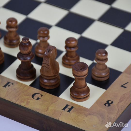 Набор 3 в 1 шашки, шахматы, нарды 30х30 новый