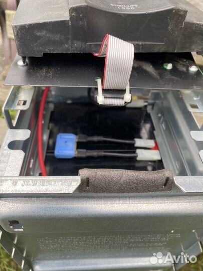 Ибп APC smart-UPS SMT1000I