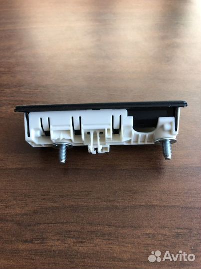 Клавиша (ручка-кнопка) крышки багажника Ауди A6 C7