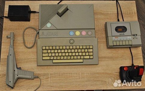 Игровая приставка Atari XE (Atari xegs) 1987г