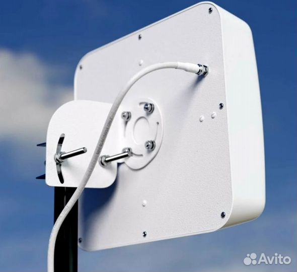 Антенна телевизионная с усилителем и кабелем 10м