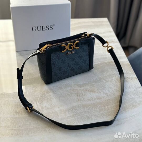 Сумка женская Guess