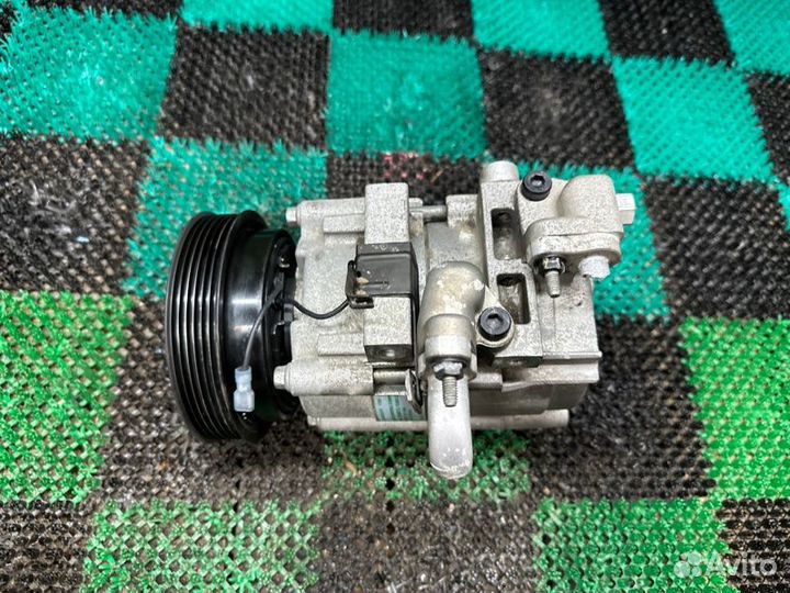 Компрессор кондиционера Hyundai Sonata EF 2.7