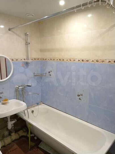 2-к. квартира, 66,3 м², 2/5 эт.