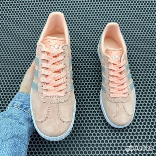 Кеды женские Adidas Gazelle Рeach